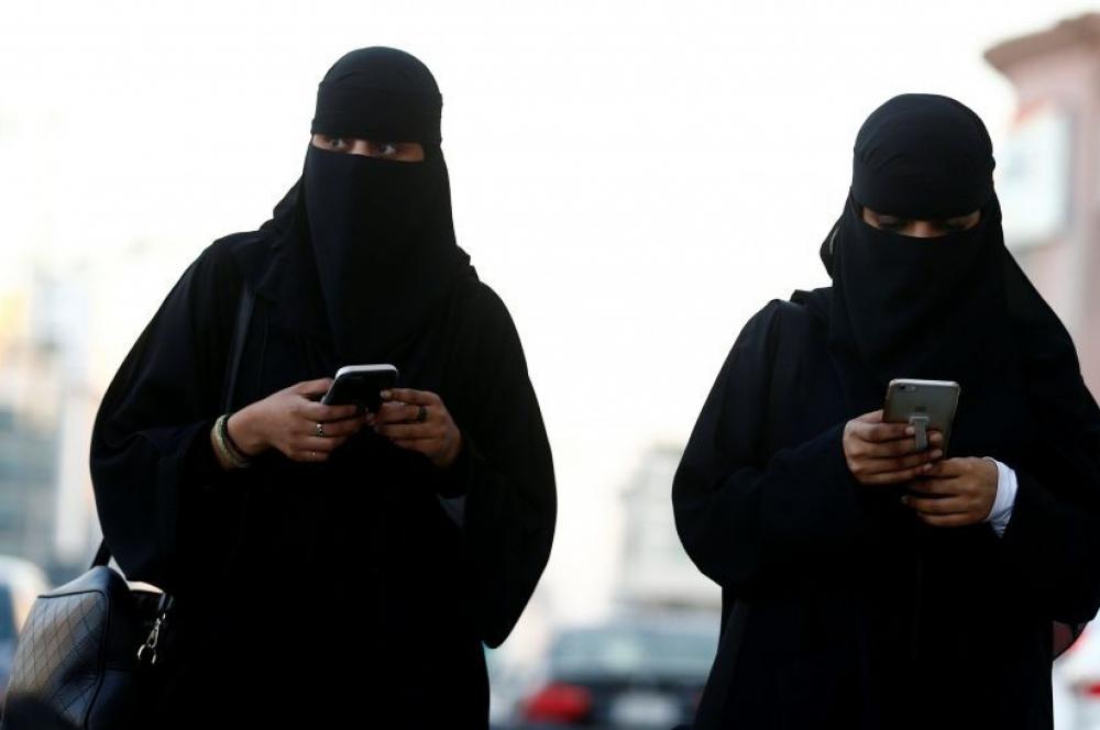 ابتزاز الفتيات السعوديات أسبابه و الحلول الفورية